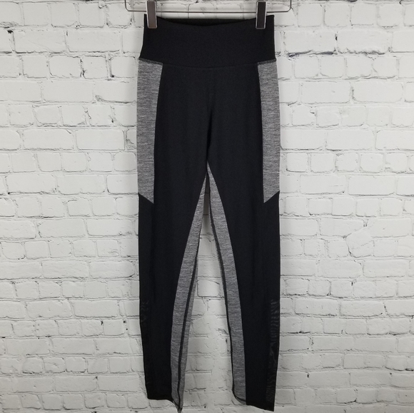 ALDO | athletic workout leggings - Picture 1 of 5